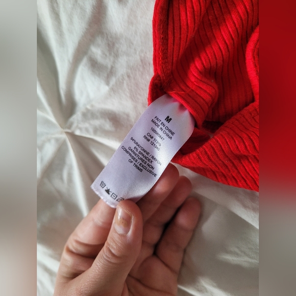 Garage Red Open Back Body Suit Size Medium - Picture 3 of 5